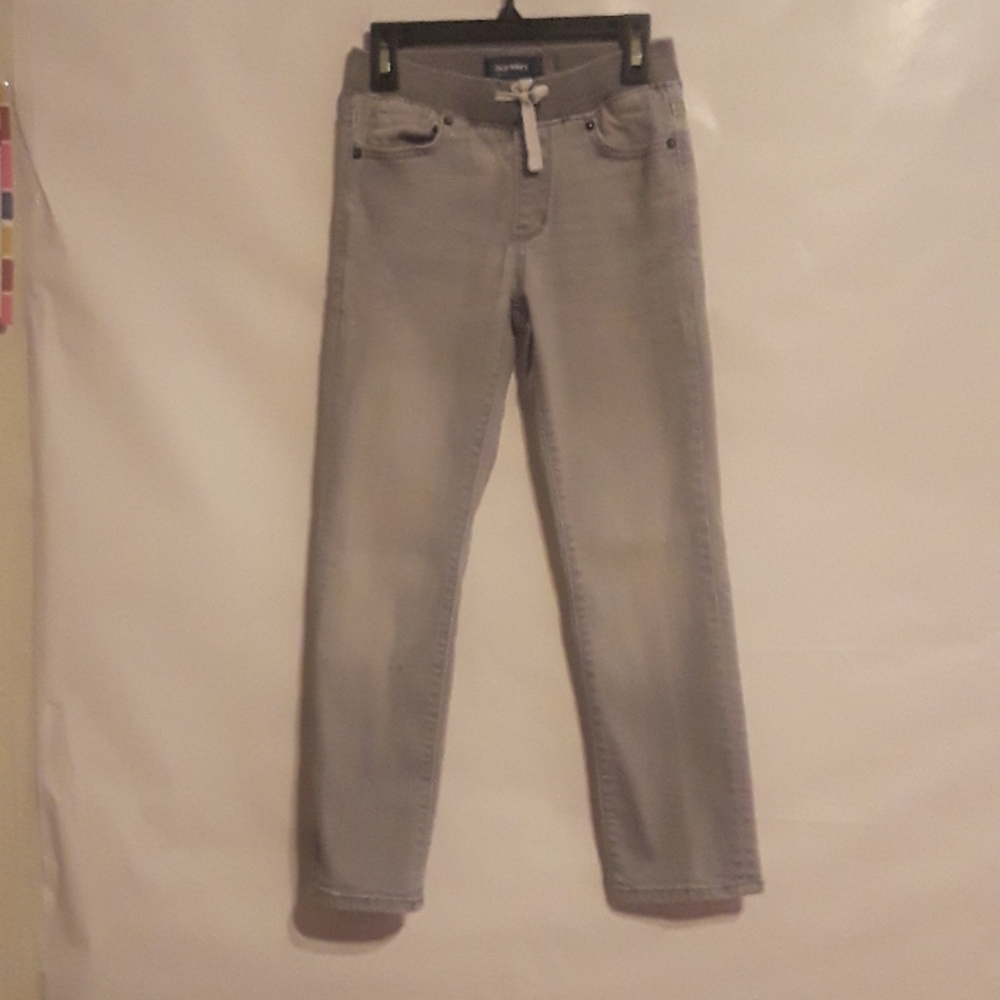 Old Navy gray pants size 8 the style is karate